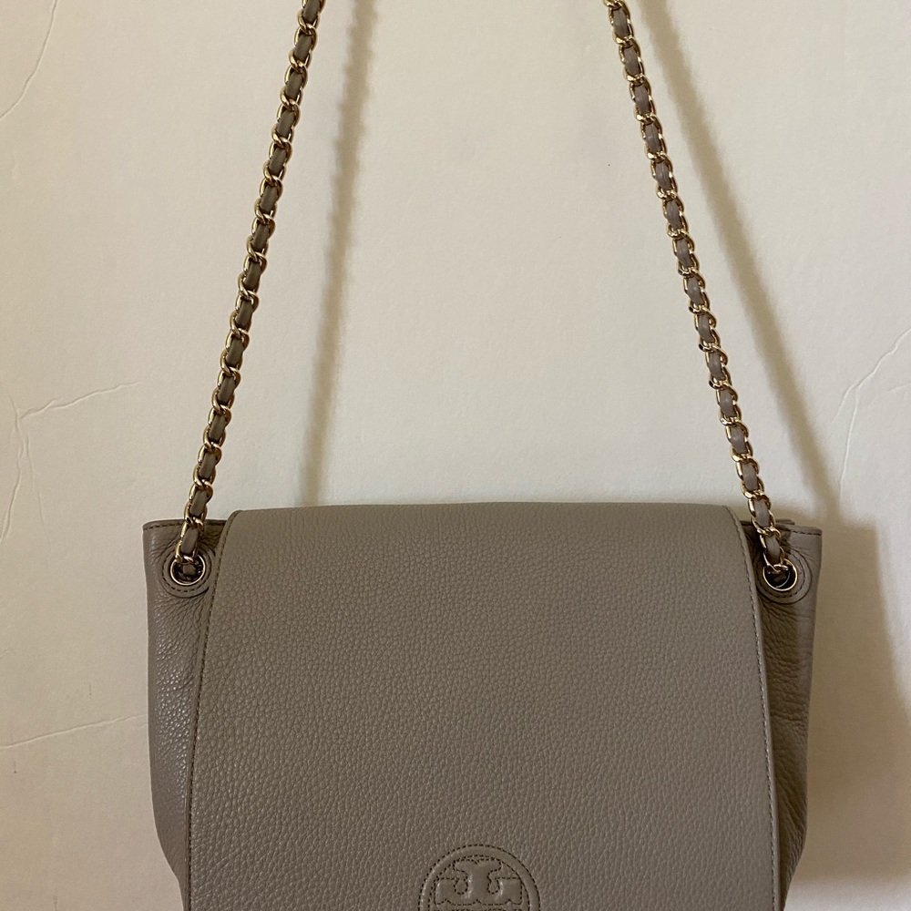 Tory Burch Women’s Adjustable Shoulder Bag